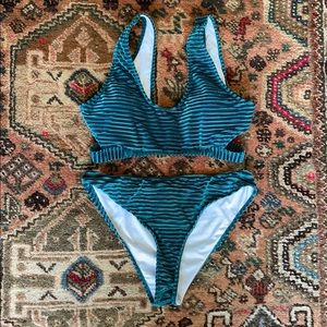Cupshe NWOT size L turquoise velvet bikini